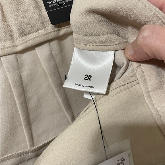 Express NWT Wide Leg Trouser High Rise Cream Pants Size 2 - Picture 8 of 16